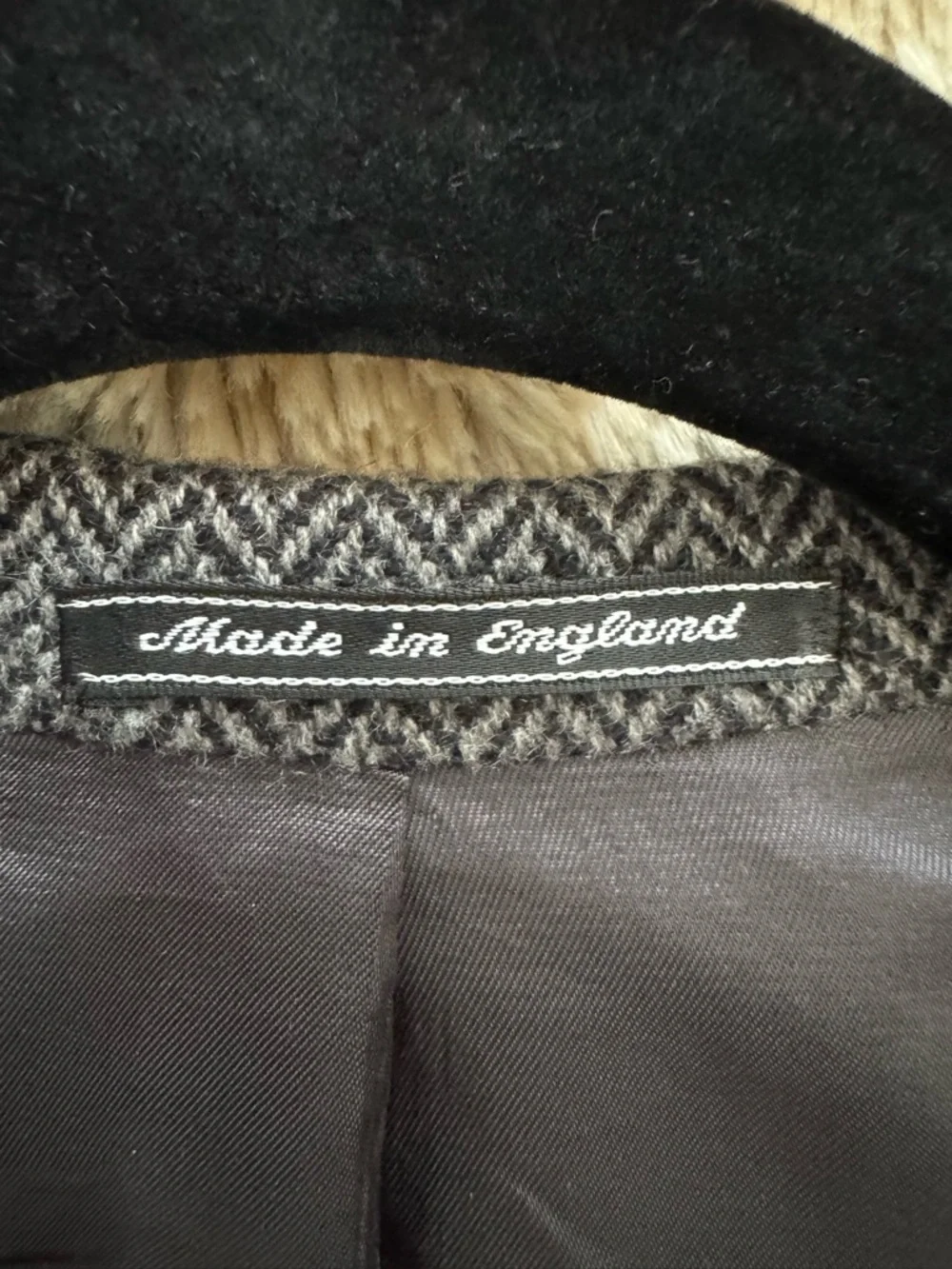 Barney’s New York Men's Cashmere Gray Herringbone Blazer